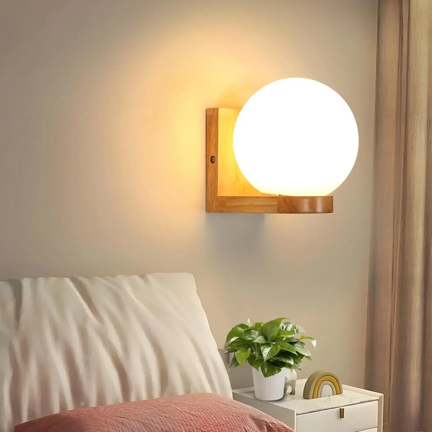 Nordic Solid Wood Wall Lamp, Globe Glass Lampshade Wall Sconce Without Bulb Indoor Bedroom Bedside Corridor Decor Wall Light Fixture
