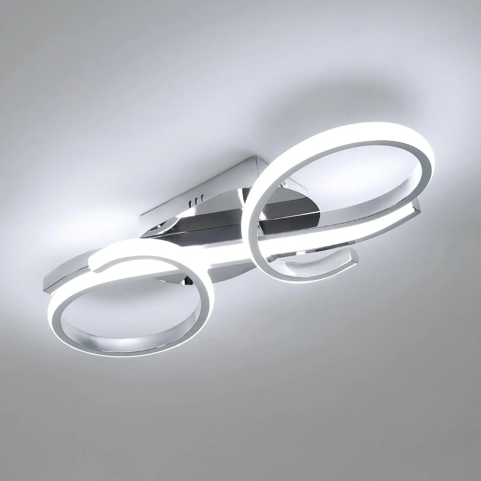Ufo Chrome – nowoczesna lampa sufitowa