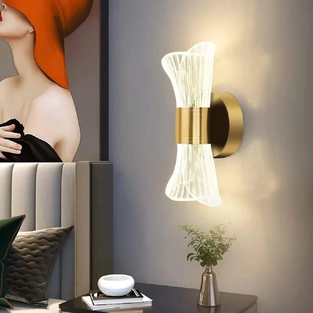 Gold Wave – nowoczesny kinkiet ścienny
