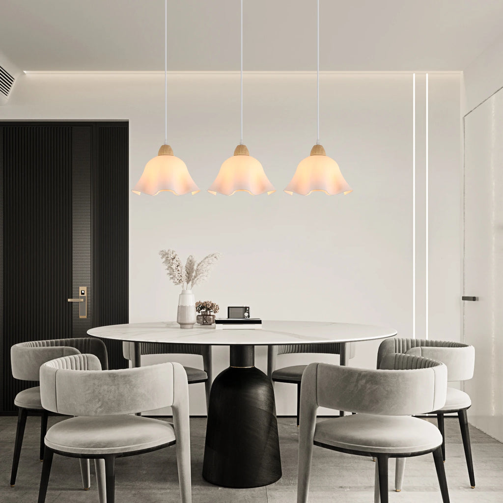 3-Head Pendant Lamps,Flower-Shaped Chandelier Retro Wooden Ceiling Light Flower Design E27 Base Lighting (Bulb not included）