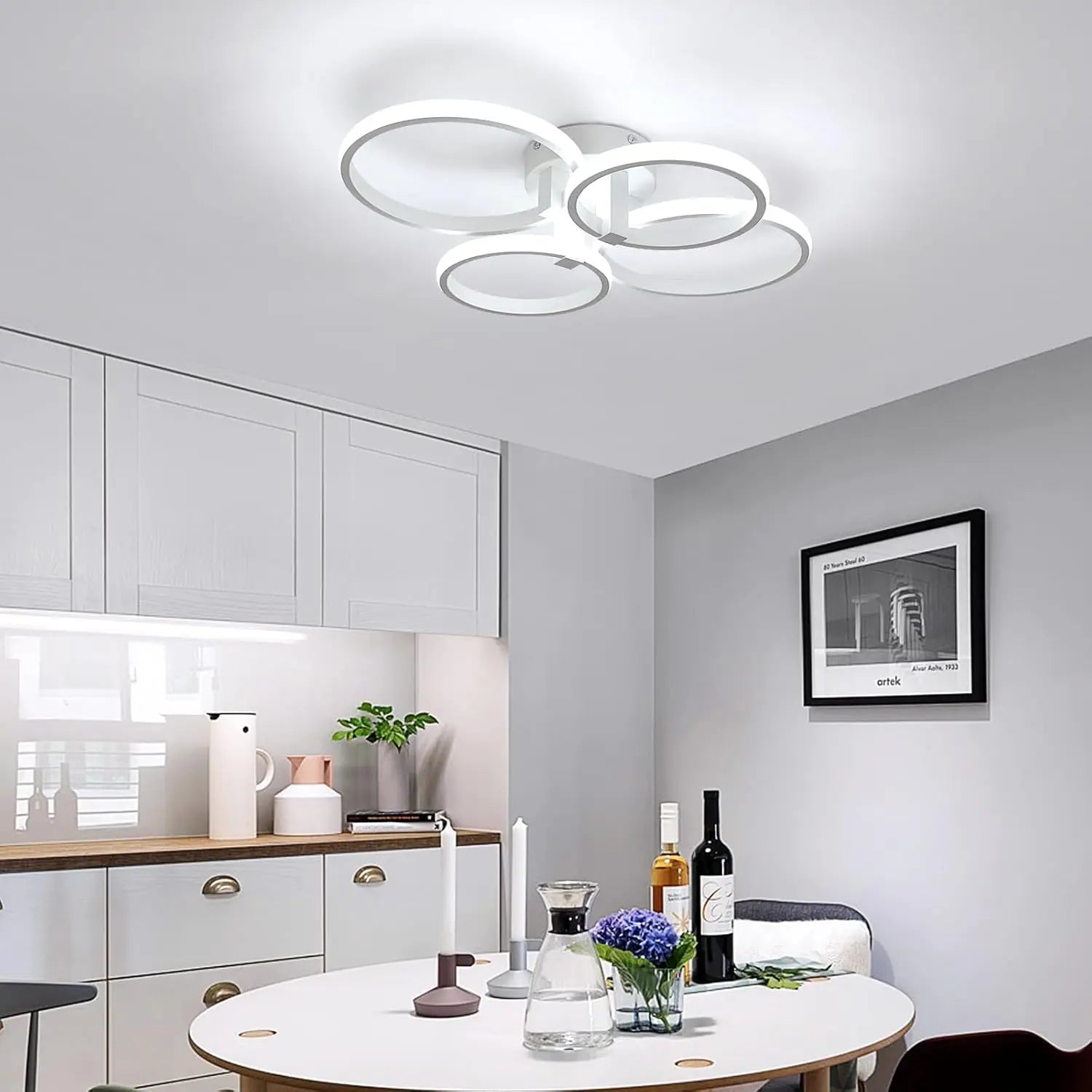 Orbit White – nowoczesna lampa sufitowa